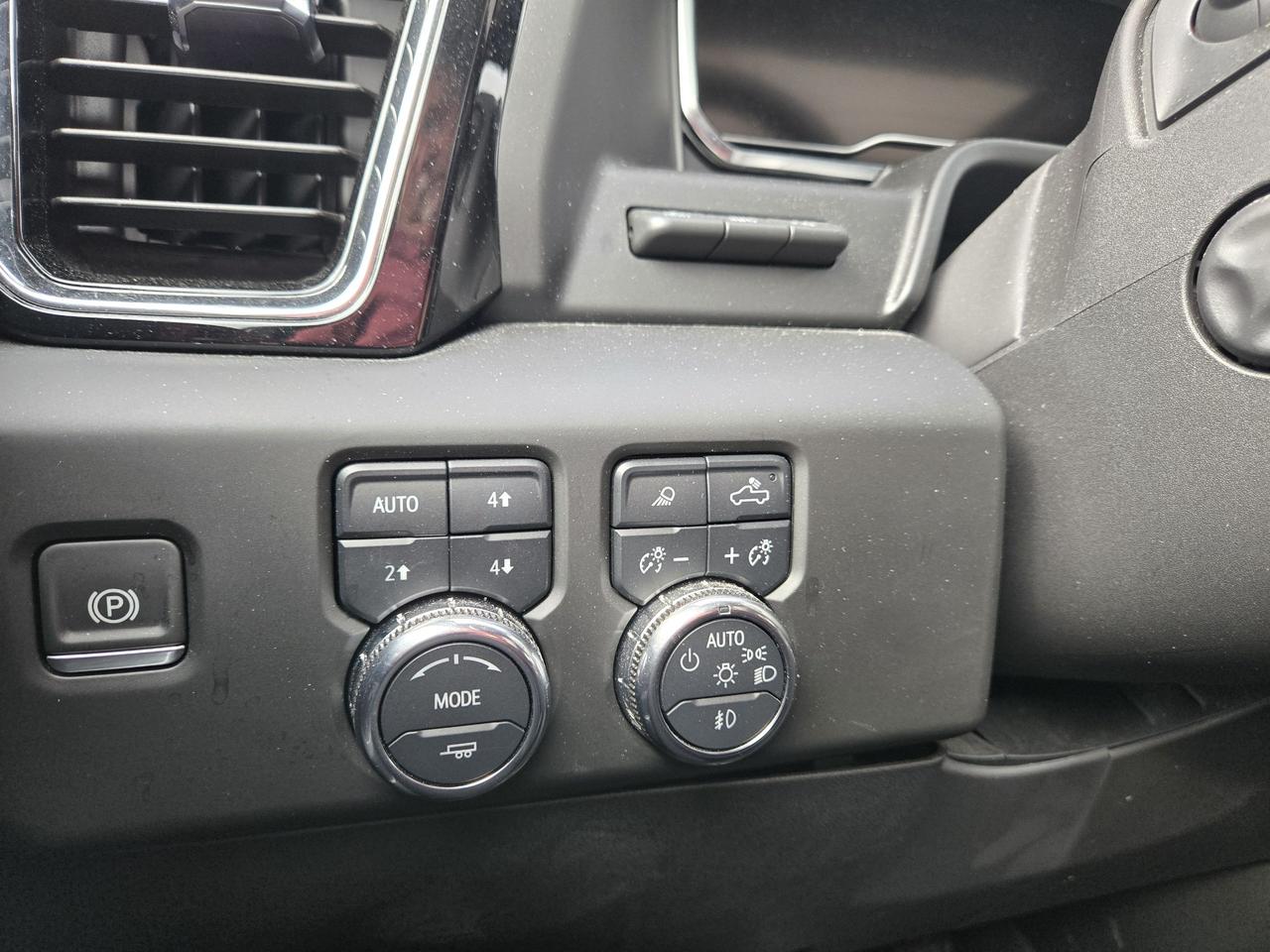 2025 GMC Sierra 1500 Denali Photo