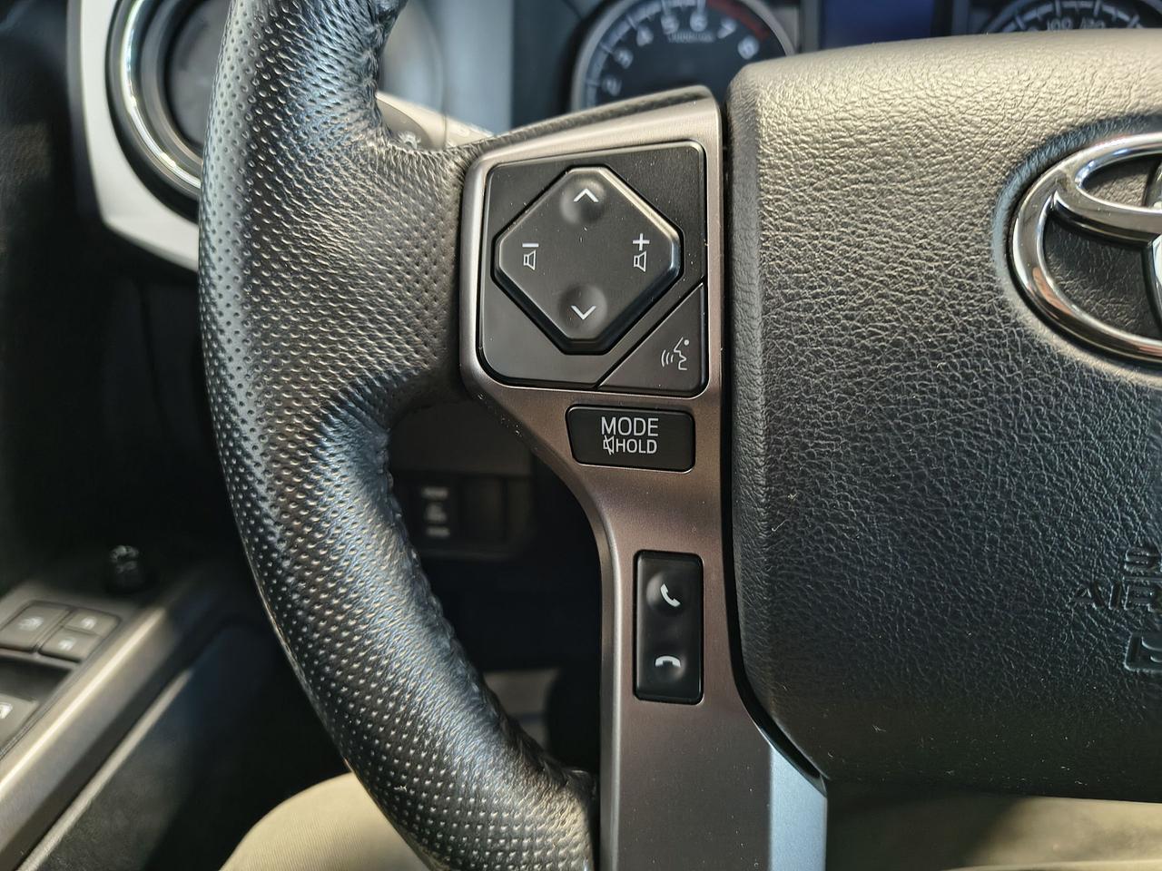 2023 Toyota Tacoma TRAIL Photo0
