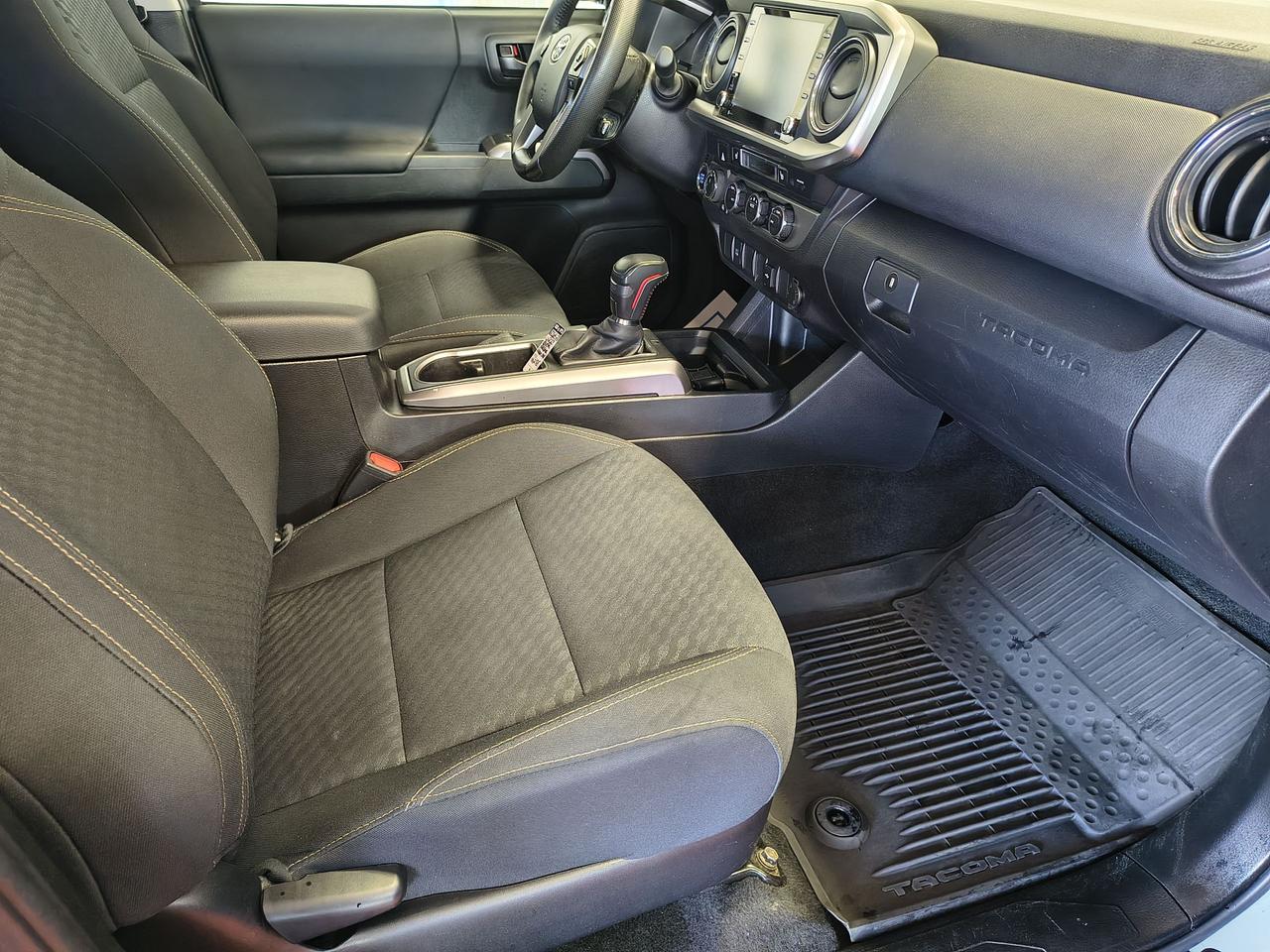 2023 Toyota Tacoma TRAIL Photo0