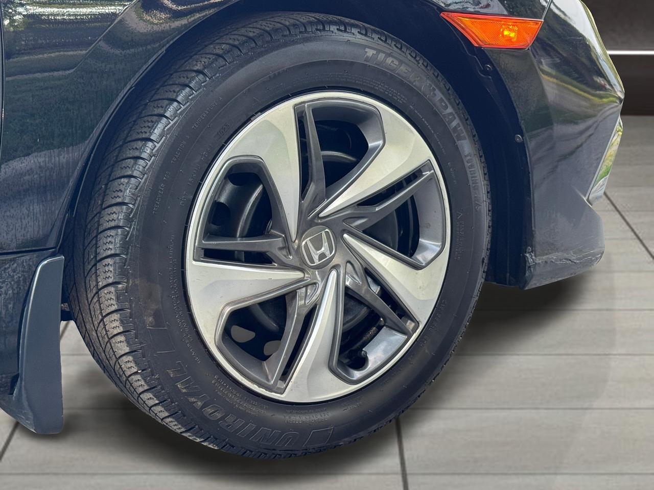 2019 Honda Civic LX+CLEAN CARFAX+ACCIDENT FREE Photo