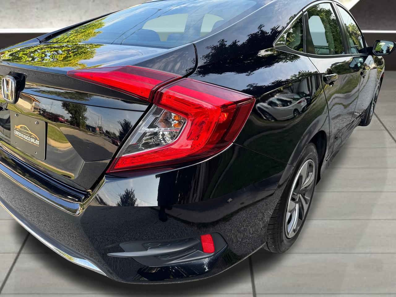 2019 Honda Civic LX+CLEAN CARFAX+ACCIDENT FREE Photo