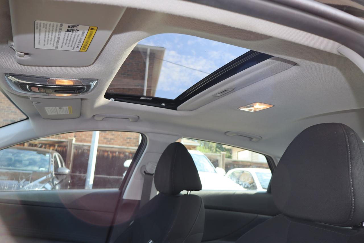 2025 Hyundai Elantra Preferred Photo