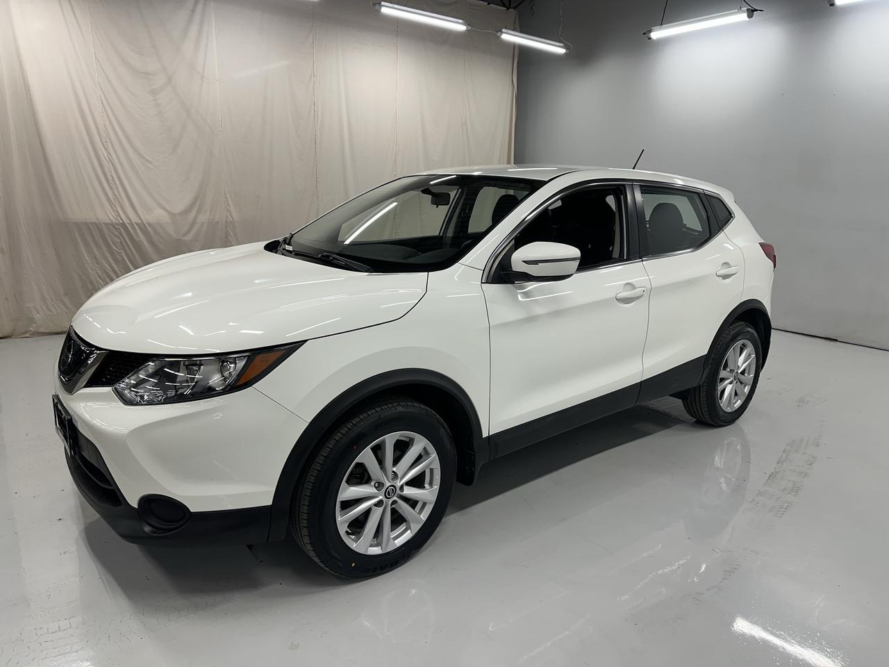 2019 Nissan Qashqai S Photo3