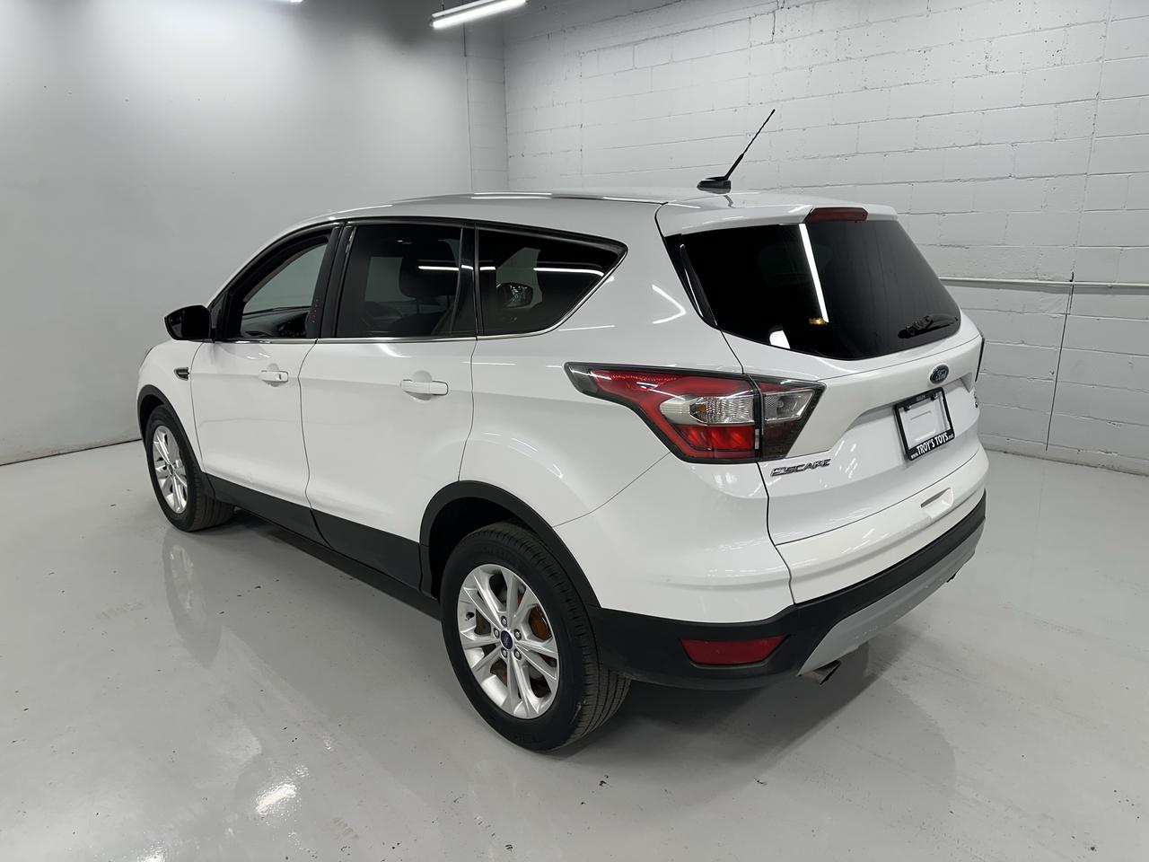 2017 Ford Escape FWD 4dr SE Photo34