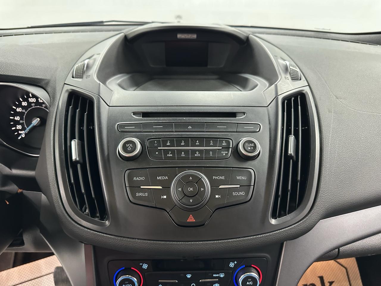2017 Ford Escape FWD 4dr SE Photo27