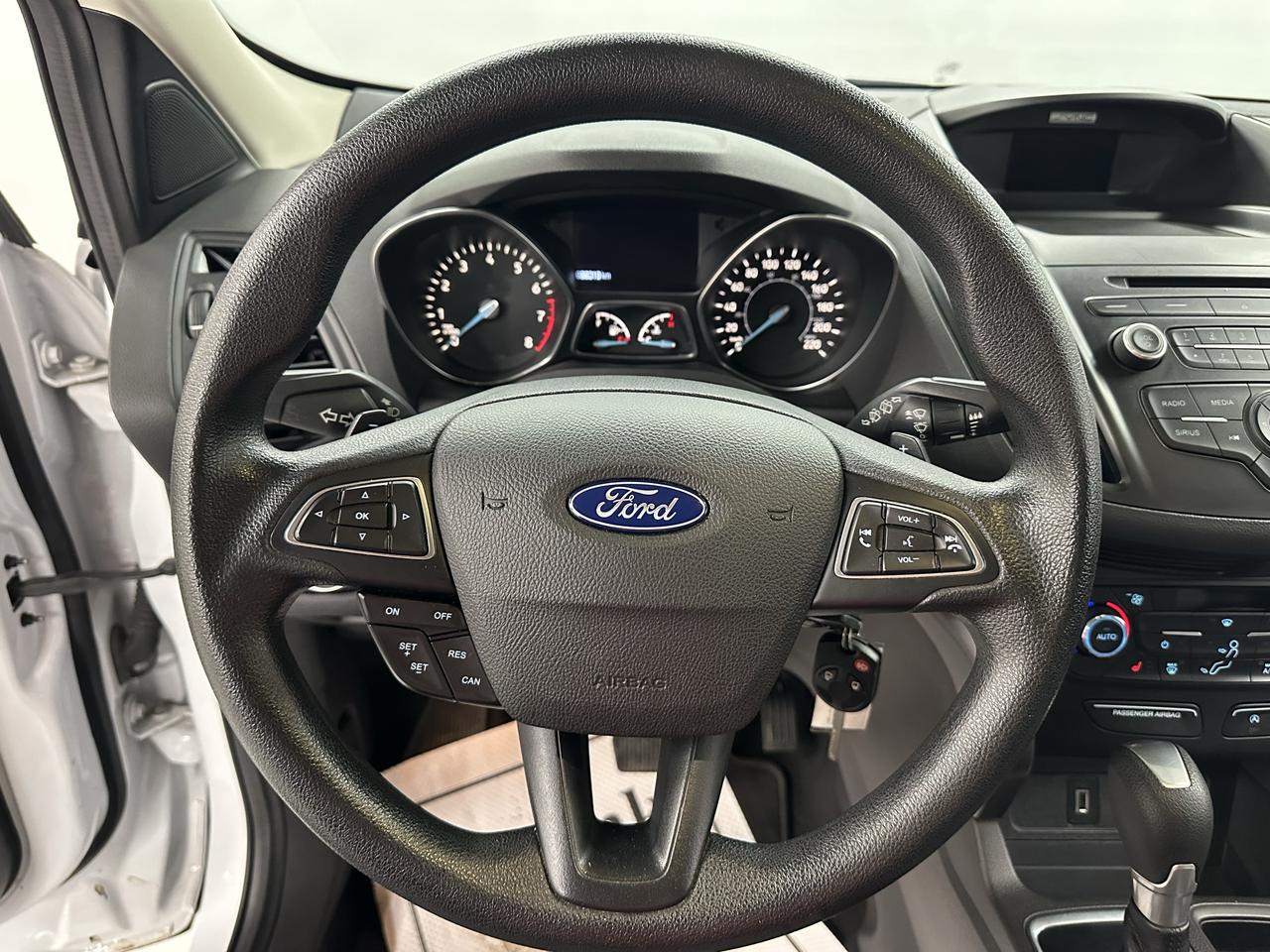 2017 Ford Escape FWD 4dr SE Photo28
