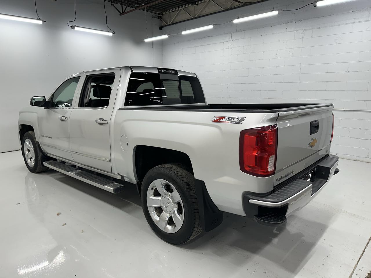 2016 Chevrolet Silverado 1500 4WD Crew Cab 143.5" LTZ w/2LZ Photo18