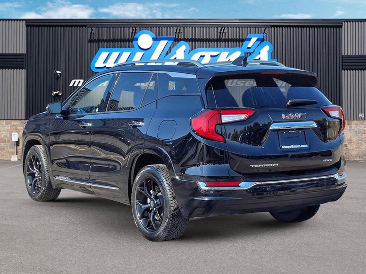 2024 GMC Terrain Denali AWD | Leather | Pano Roof | Heated Seats + Steering | Power Liftgate | Remote Start and More! Photo