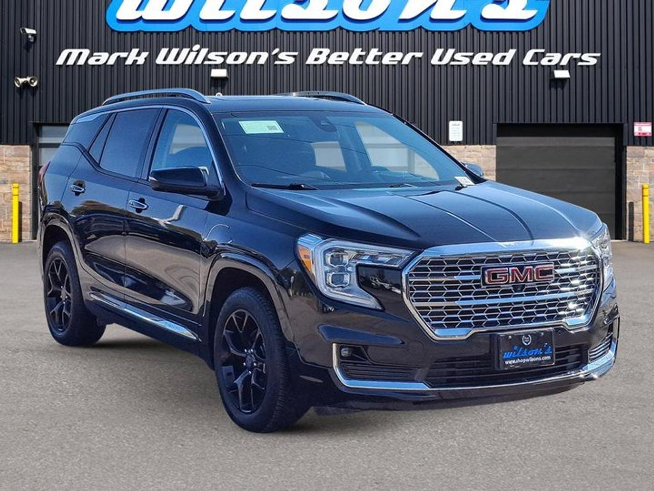 2024 GMC Terrain Denali AWD | Leather | Pano Roof | Heated Seats + Steering | Power Liftgate | Remote Start and More! Photo
