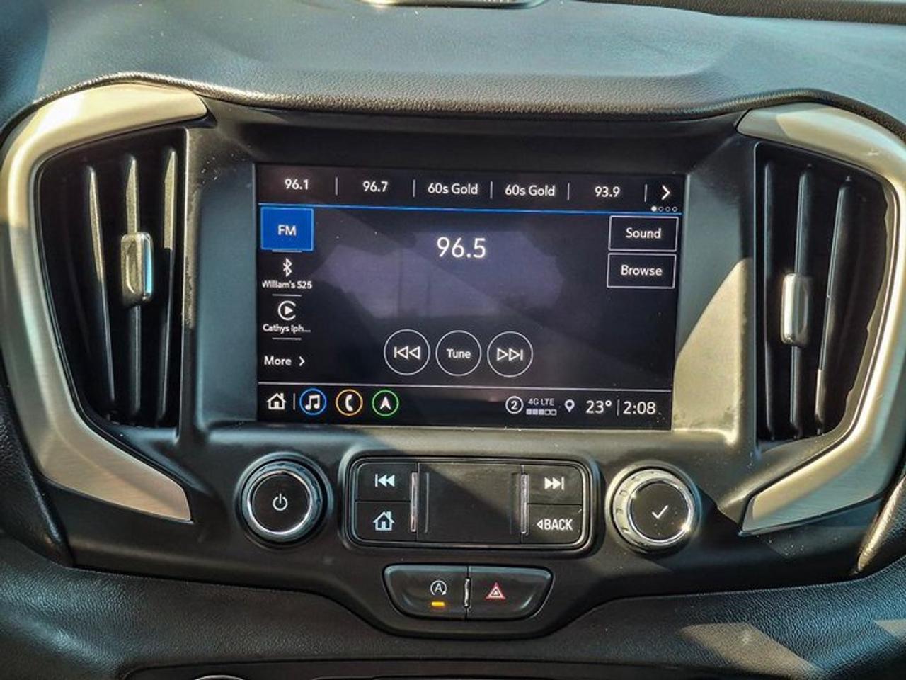 2024 GMC Terrain Denali AWD | Leather | Pano Roof | Heated Seats + Steering | Power Liftgate | Remote Start and More! Photo