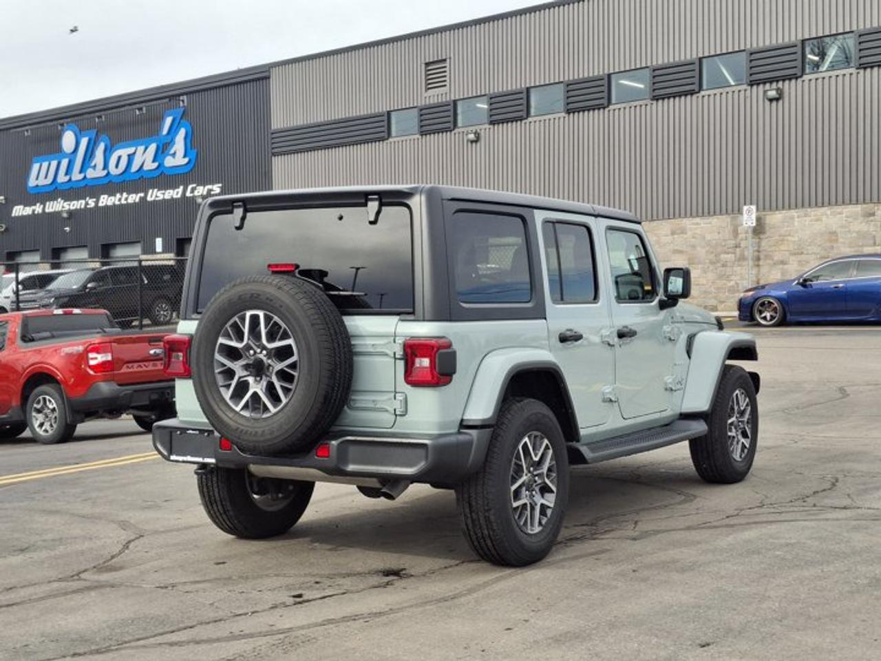 2024 Jeep Wrangler Sahara 4Dr 4X4 | V6 | Heated Wheel + Seats | Remote Start | CarPlay + Android | Rear Camera & More ! Photo