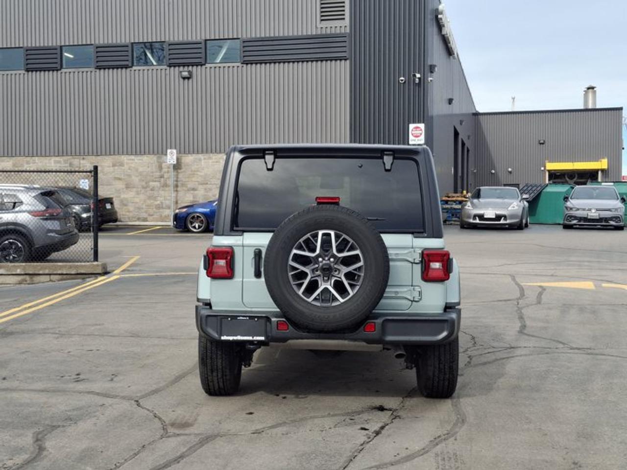 2024 Jeep Wrangler Sahara 4Dr 4X4 | V6 | Heated Wheel + Seats | Remote Start | CarPlay + Android | Rear Camera & More ! Photo