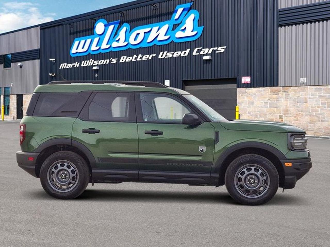 2023 Ford Bronco Sport Big Bend 4x4 | Black Diamond Off Road Package | Heated Seats | Remote Start | Tow Package and More ! Photo