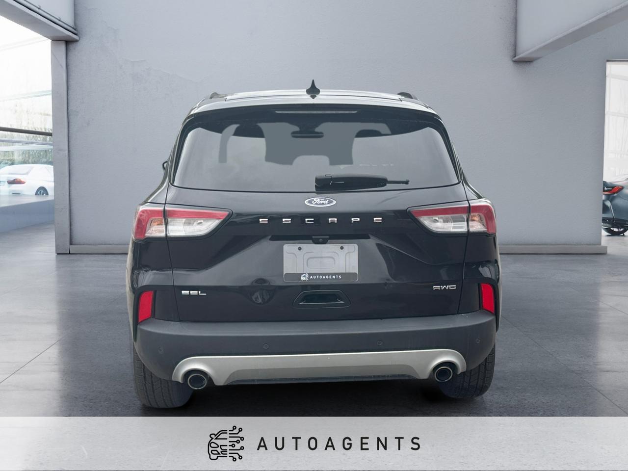 2021 Ford Escape SEL AWD Photo3