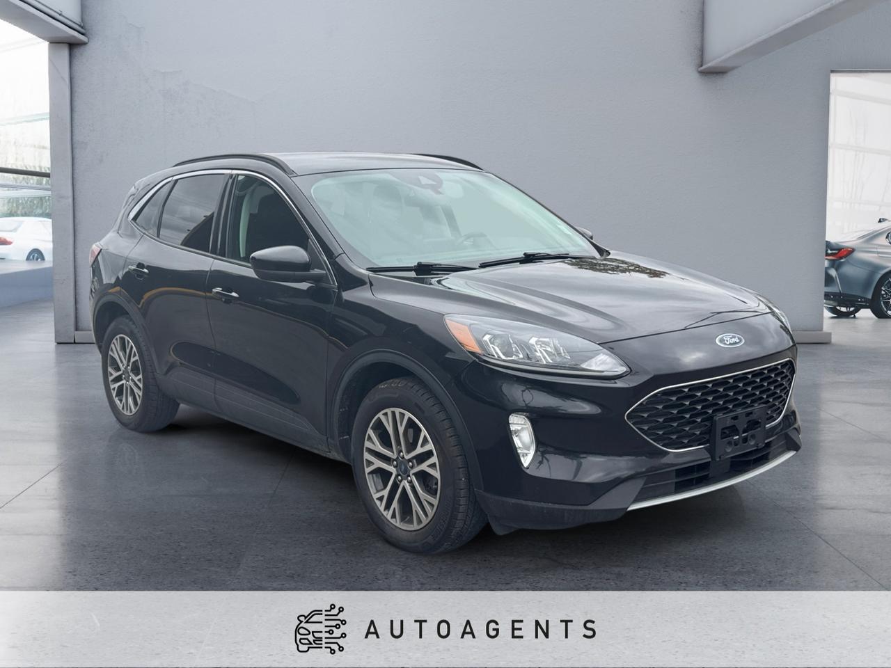 2021 Ford Escape SEL AWD Photo
