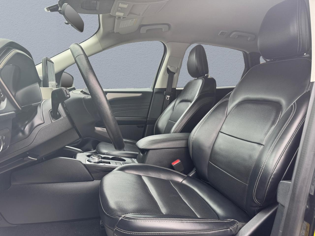2021 Ford Escape SEL AWD Photo
