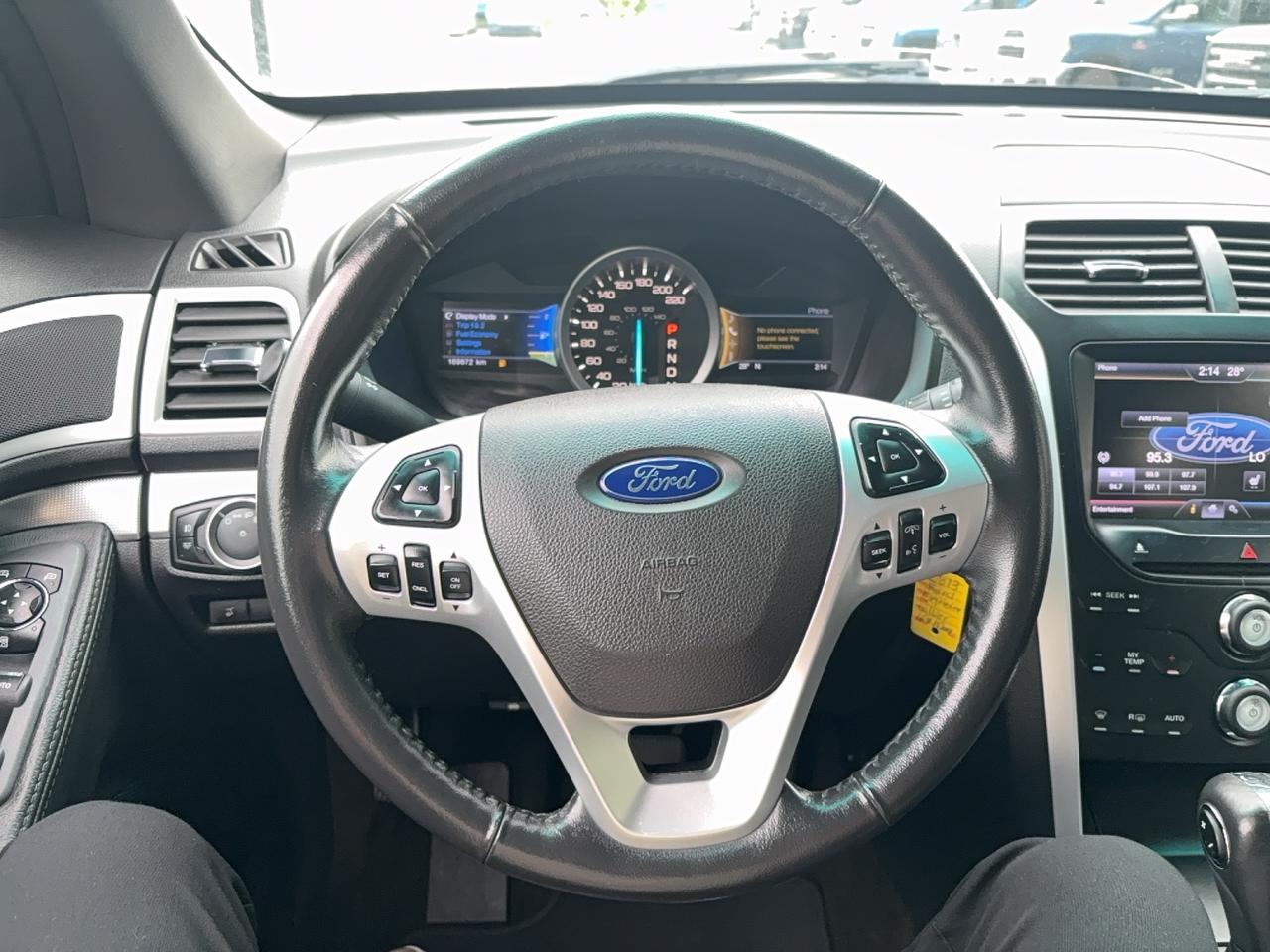 2013 Ford Explorer XLT | 4WD | Clean CARFAX Photo