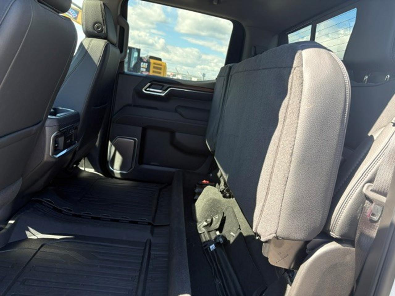 2025 GMC Sierra 1500 Denali Photo