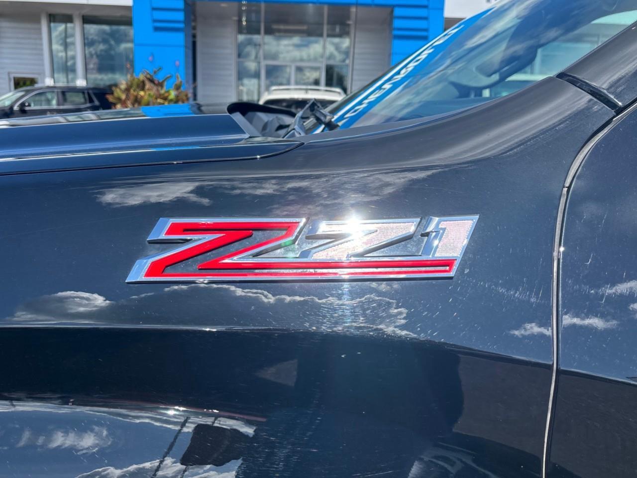 2021 Chevrolet Silverado 1500 LT Trail Boss Used 2021 5 Passenger V8 Gas Powered Crew Cab 4X4 Truck with a 2 Factory Installed LIft, Heated Front Seats, Heated Steering Wheel and a 8 Diagonal Touchscreen Radio with Apple CarPlay and Android Aut Photo