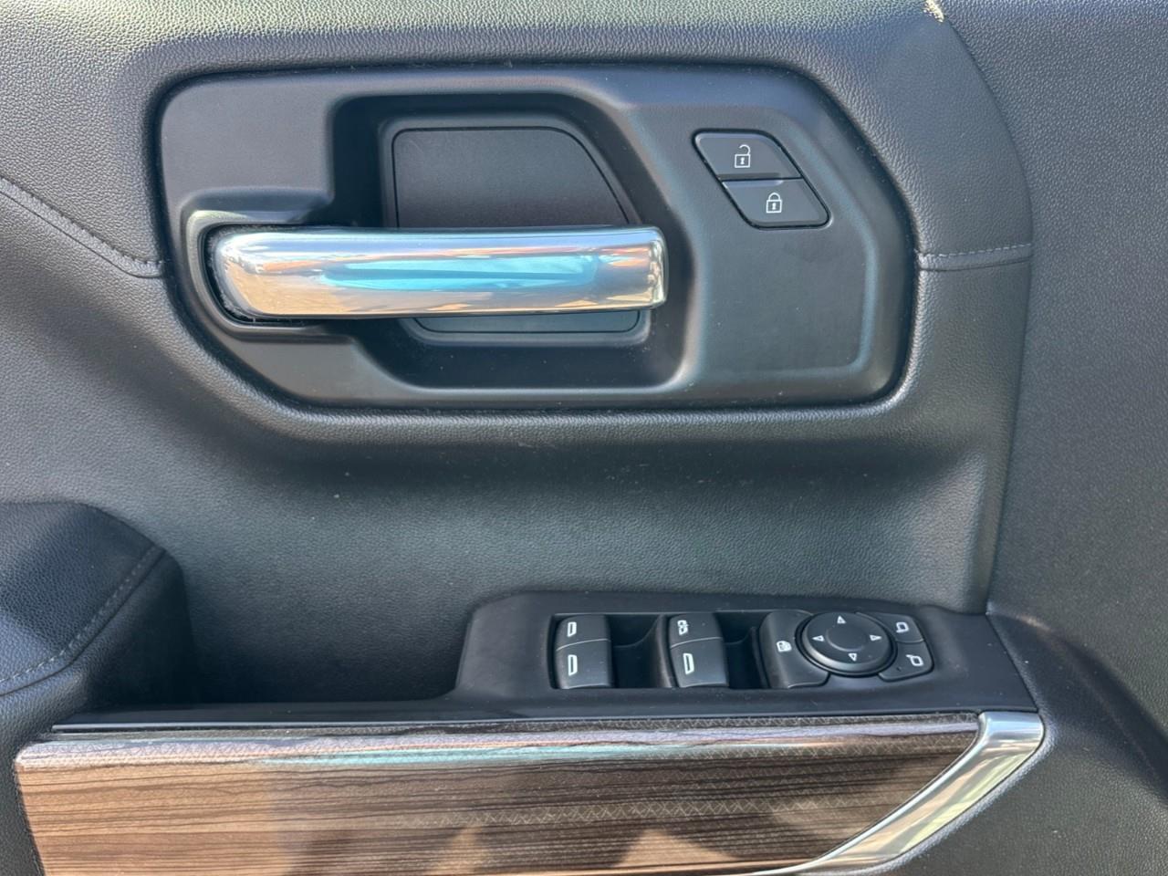 2021 Chevrolet Silverado 1500 LT Trail Boss Used 2021 5 Passenger V8 Gas Powered Crew Cab 4X4 Truck with a 2 Factory Installed LIft, Heated Front Seats, Heated Steering Wheel and a 8 Diagonal Touchscreen Radio with Apple CarPlay and Android Aut Photo