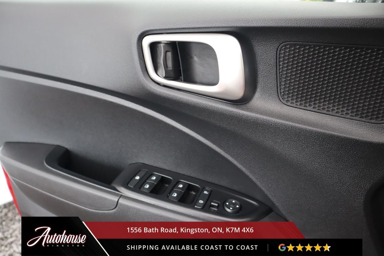 2025 Hyundai Venue Preferred HEATED SEATS - HEATED WHEEL Photo