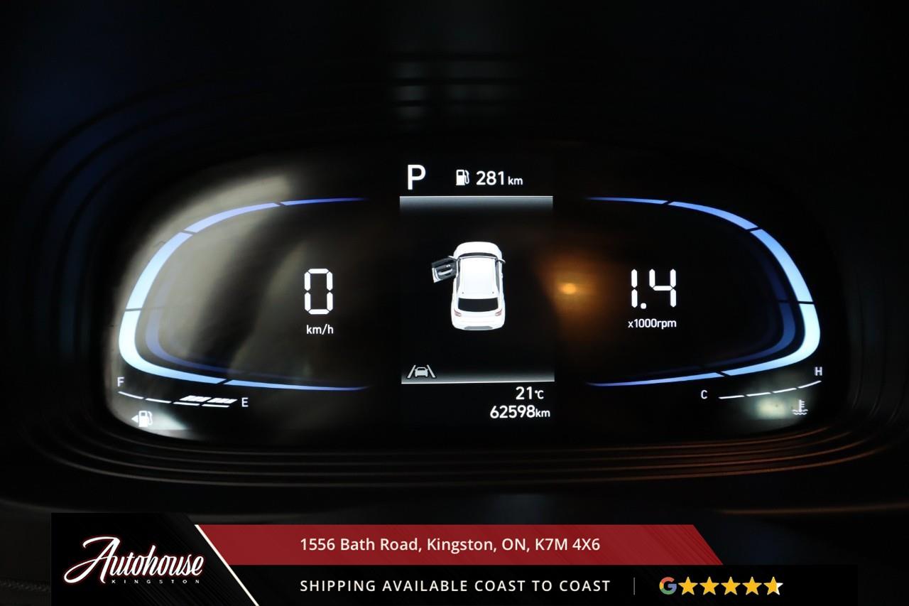2025 Hyundai Venue Preferred REARVIEW CAMERA - HEATED SEATS Photo