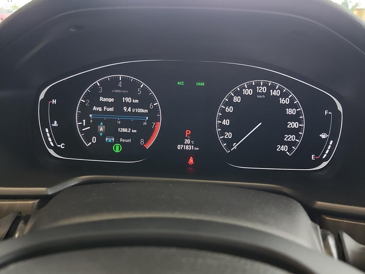 2019 Honda Accord Touring - LOADED!! HEADS-UP DISPLAY, REMOTE START! - Photo #13