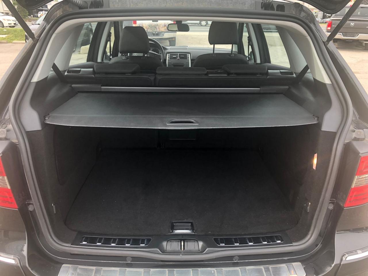 2011 Mercedes-Benz B-Class B 200, CERTIFIED WITH 3 YRS WARRANTY INCLUDED Photo