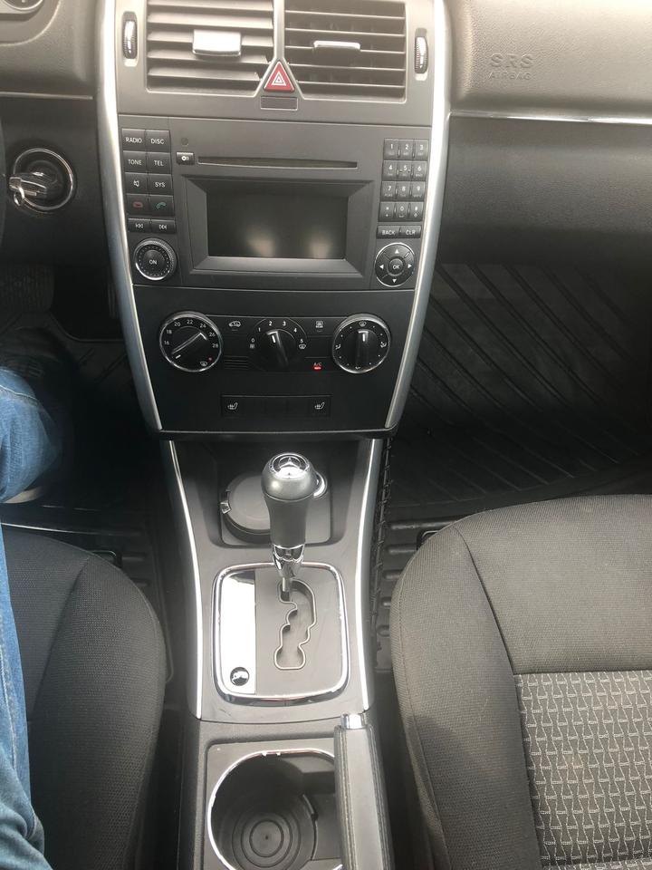 2011 Mercedes-Benz B-Class B 200, CERTIFIED WITH 3 YRS WARRANTY INCLUDED Photo