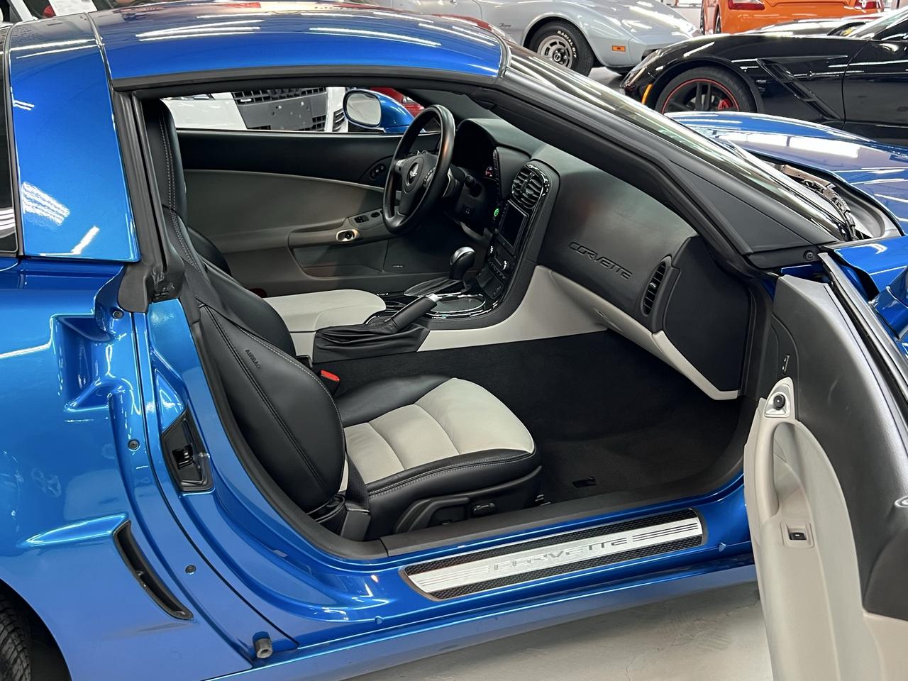 2010 Chevrolet Corvette Z16 Grand Sport w/3LT Photo