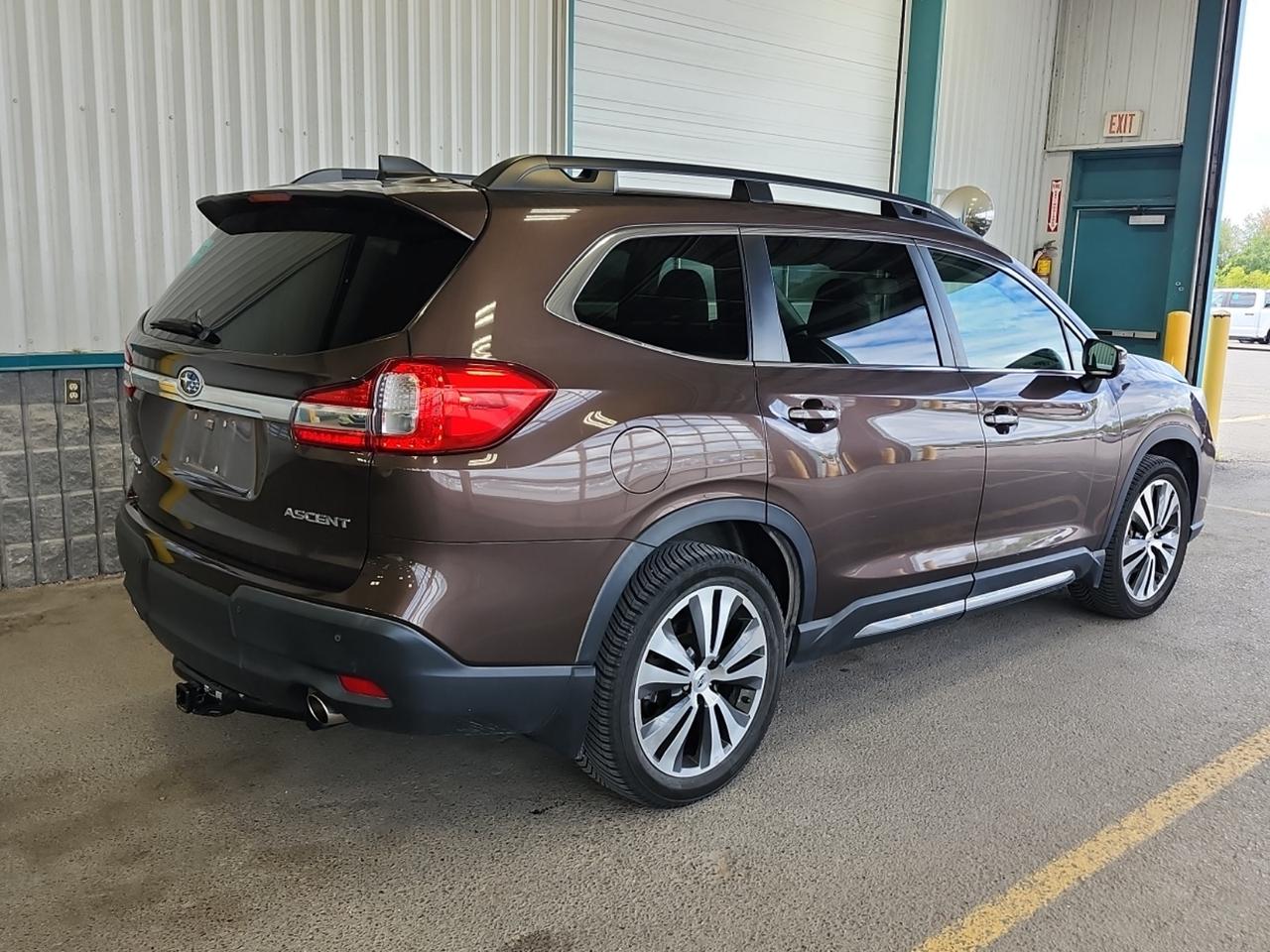 2019 Subaru ASCENT Limited - ONE OWNER! 7-SEATER, AWD, SUNROOF!! Photo