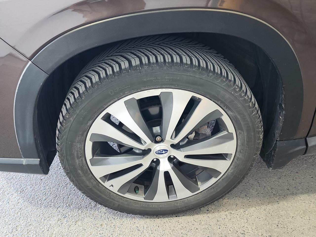2019 Subaru ASCENT Limited - ONE OWNER! 7-SEATER, AWD, SUNROOF!! Photo