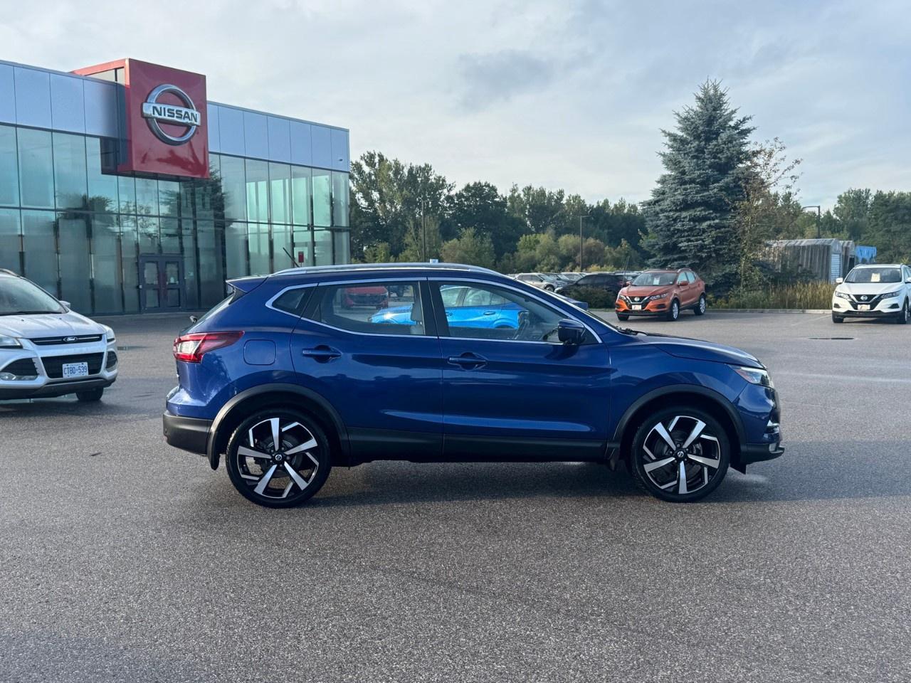 2022 Nissan Qashqai AWD SL CVT Photo1