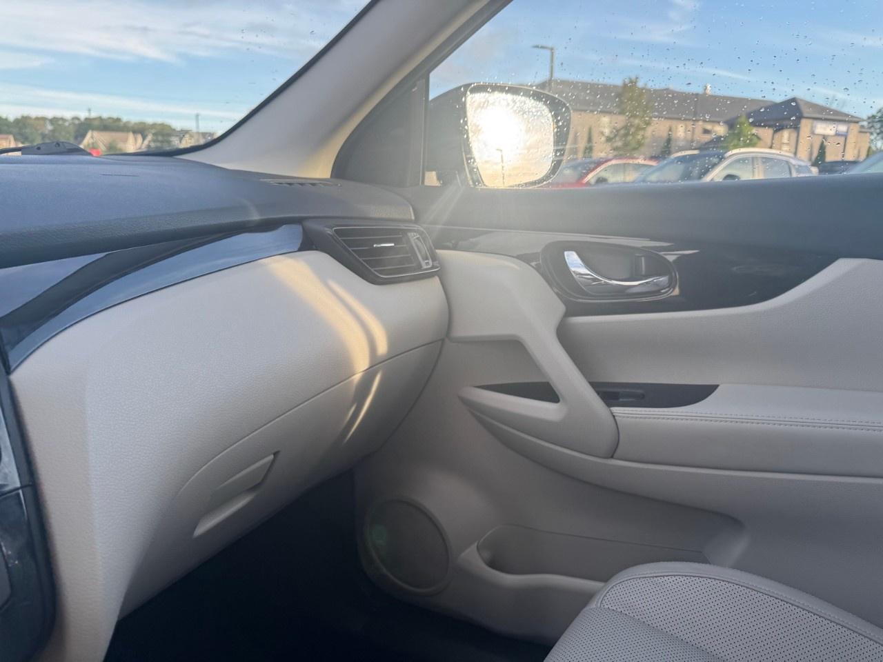 2022 Nissan Qashqai AWD SL CVT Photo