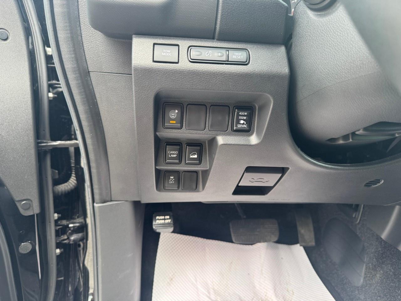 2024 Nissan Frontier Crew Cab 4x4 SV Photo