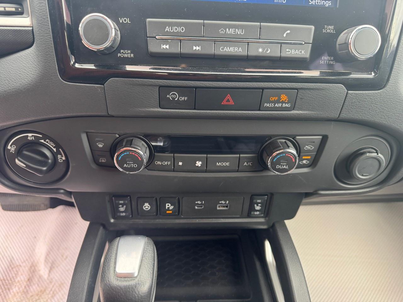 2024 Nissan Frontier Crew Cab 4x4 SV Photo