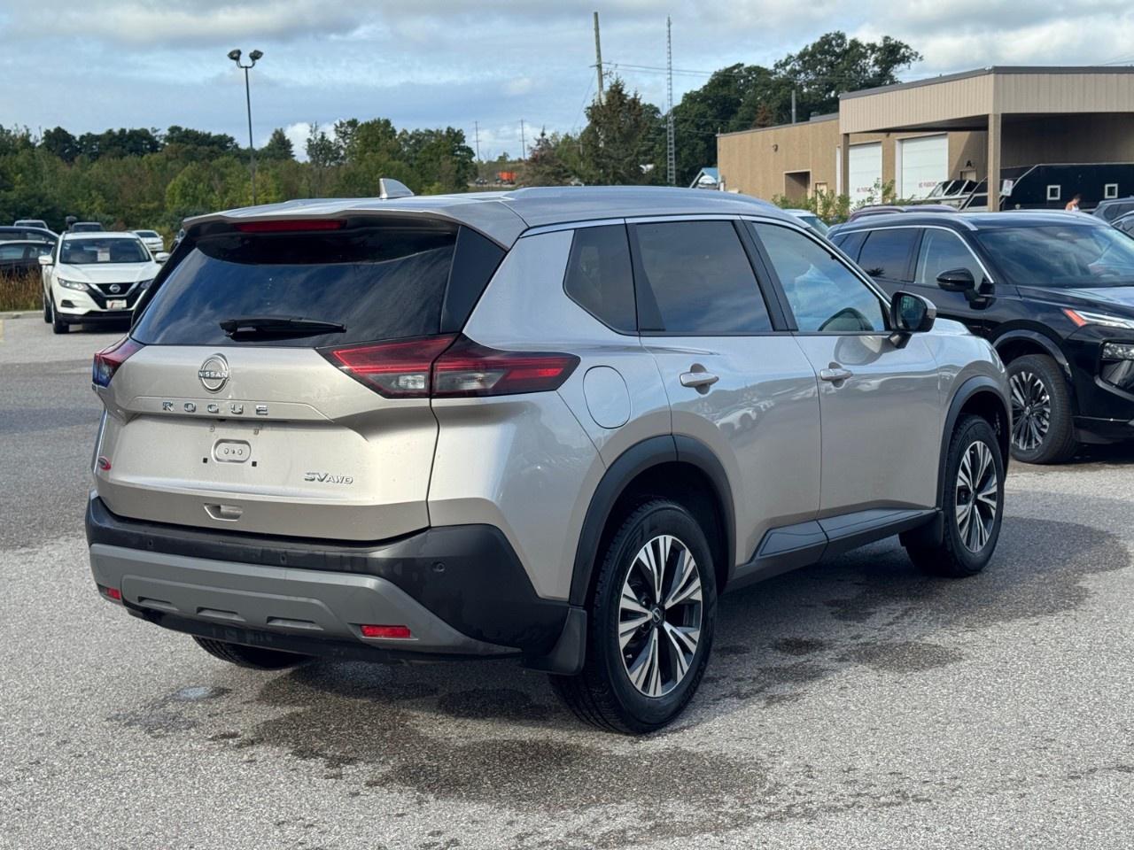 2023 Nissan Rogue AWD SV Photo