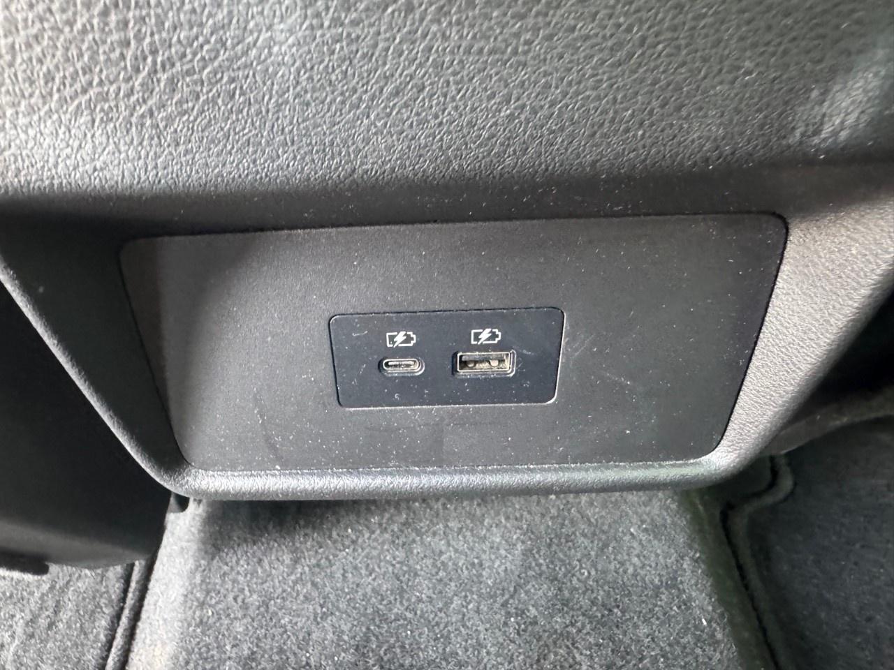 2023 Nissan Rogue AWD SV Photo