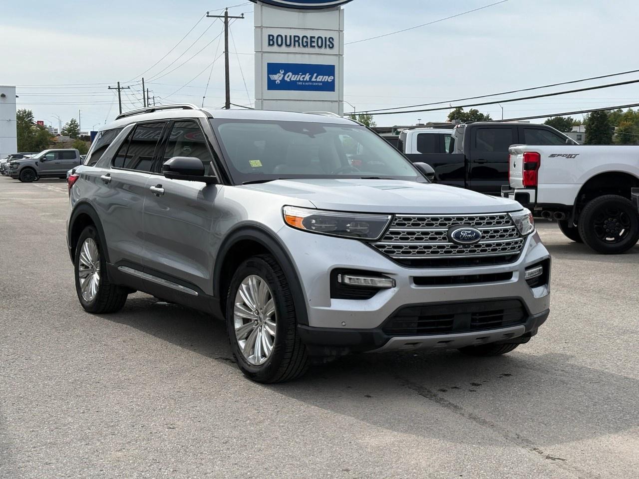 2022 Ford Explorer Limited 4WD Photo3