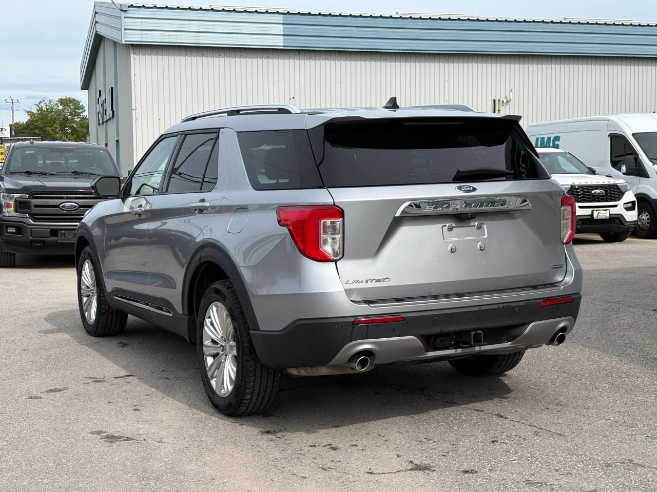 2022 Ford Explorer Limited 4WD Photo