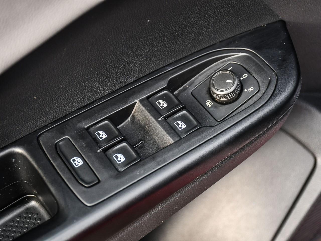 2024 Volkswagen Taos Comfortline FWD Photo