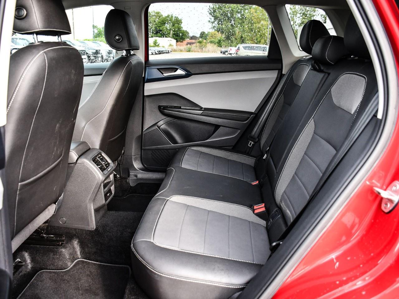 2024 Volkswagen Taos Comfortline FWD Photo