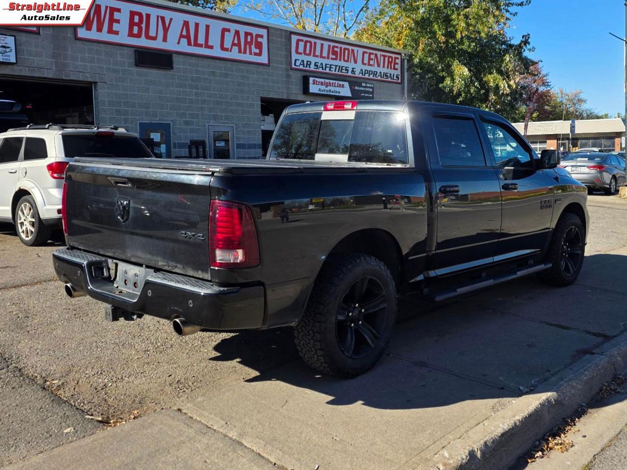 2016 RAM 1500 Sport Crew Cab SWB 4WD - One Owner, No Accidents Photo