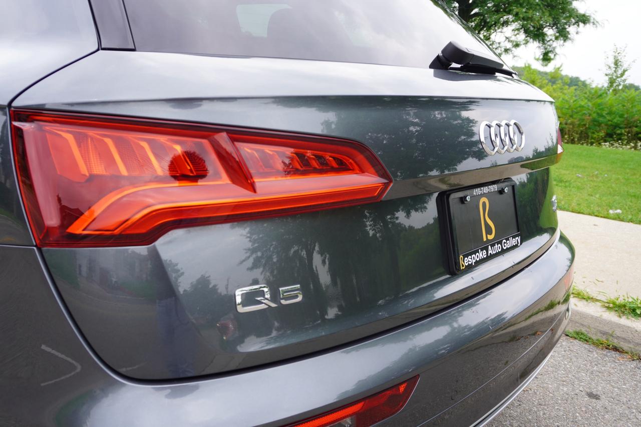2018 Audi Q5 S-LINE / ONE OWNER / NO ACCIDENTS / TECHNIK / QUATTRO Photo