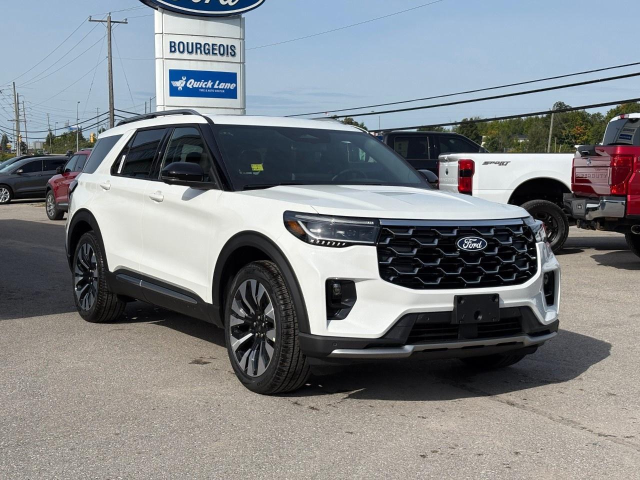 2027 Ford Explorer Platinum 4WD Photo4