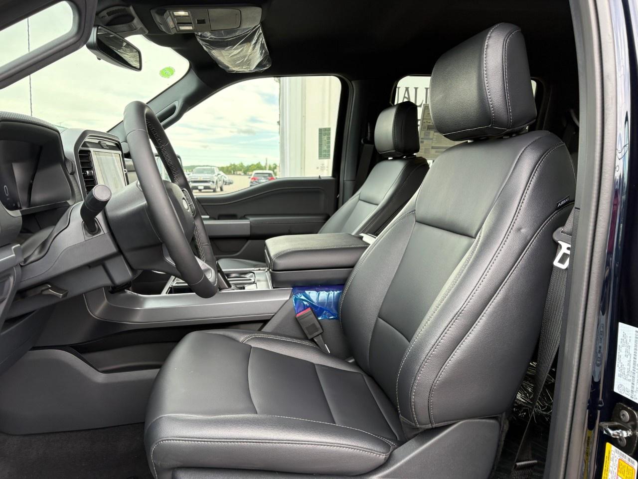 2026 Ford F-150 XLT 4WD SuperCrew 5.5' Box Photo