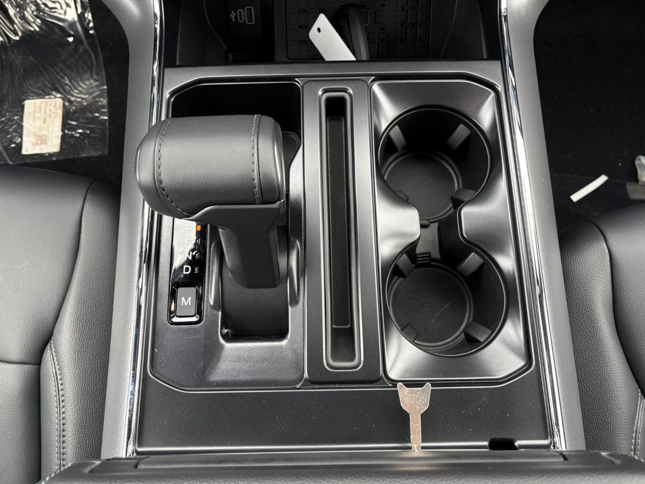 2026 Ford F-150 XLT 4WD SuperCrew 5.5' Box Photo