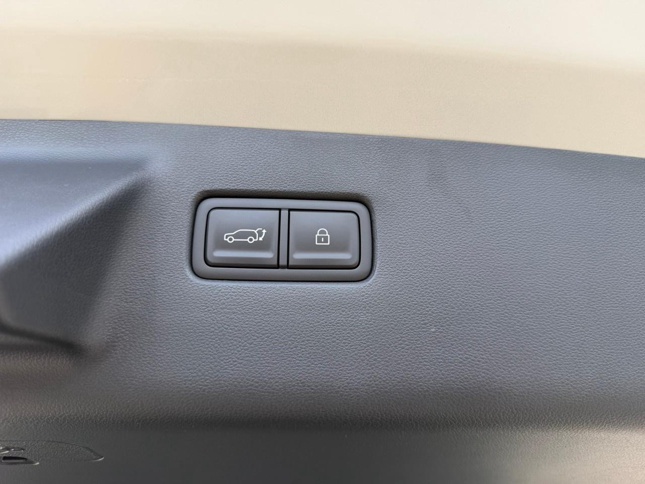 2027 Hyundai Santa Fe Hybrid Preferred AWD w/Trend Pkg Photo