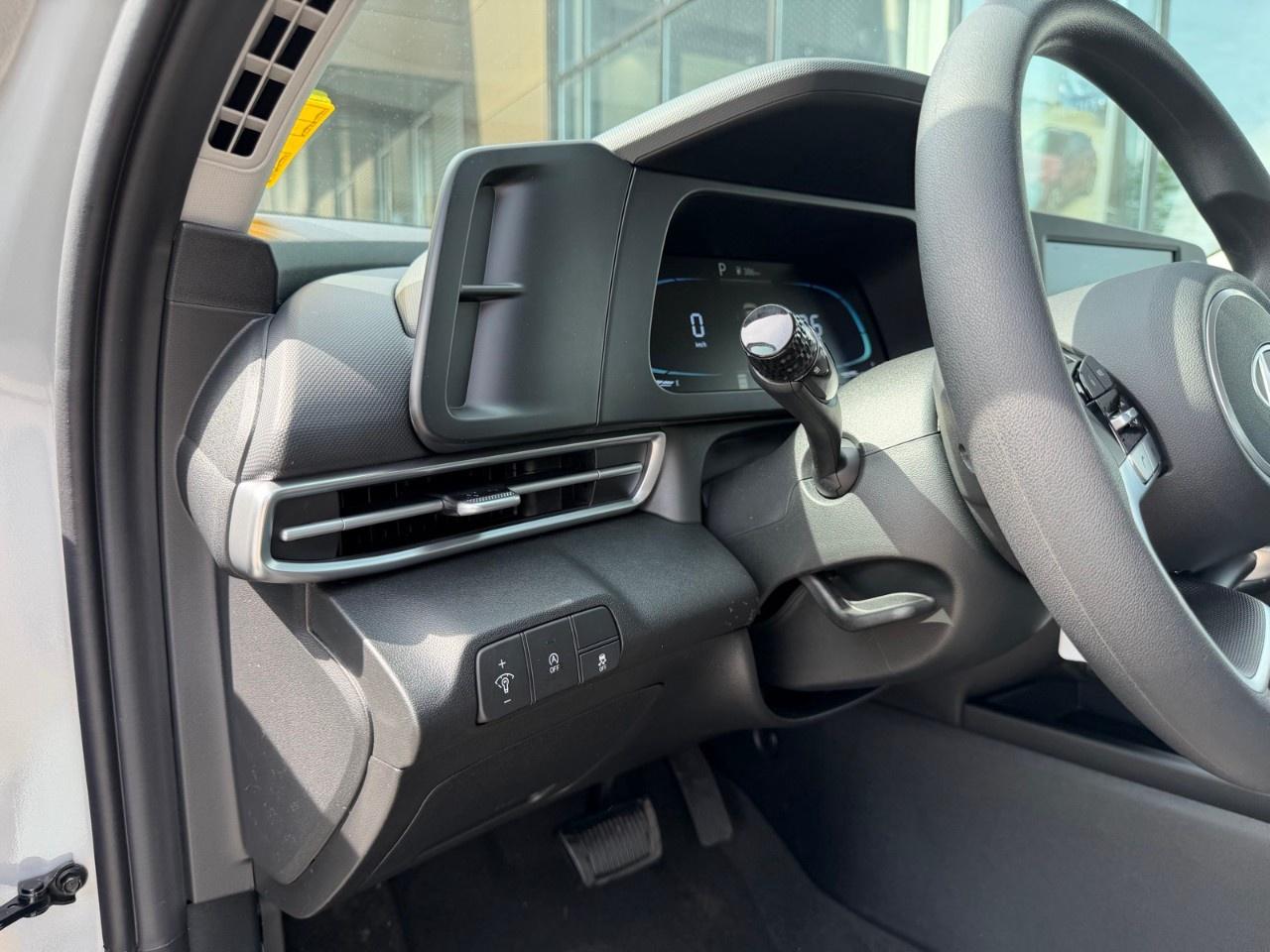 2026 Hyundai Elantra Essential IVT Photo