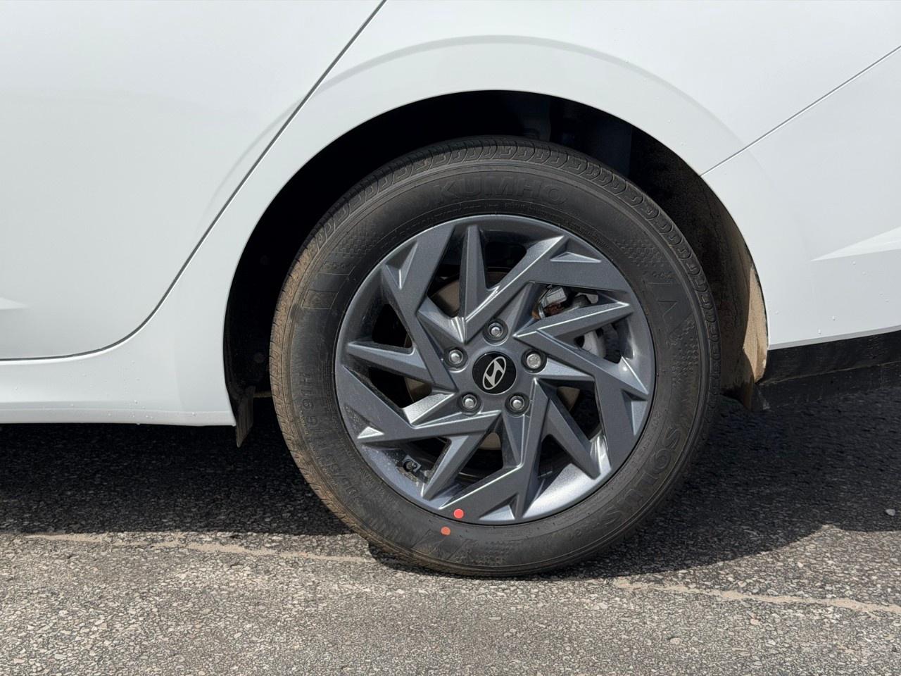 2026 Hyundai Elantra Preferred IVT Photo